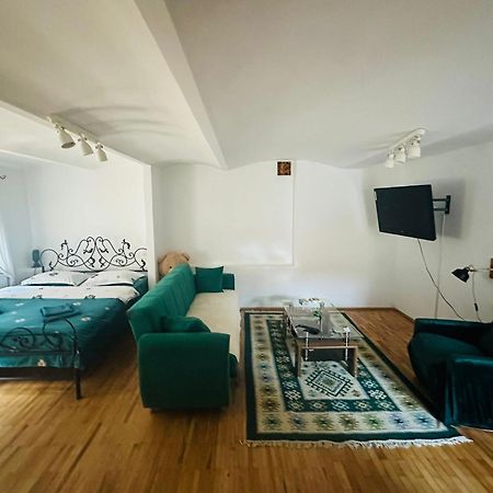 Curcanilor 18 Braşov Dış mekan fotoğraf